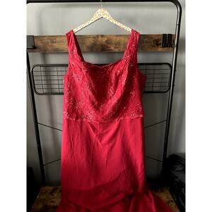 Make You Pretty More Plus Red Bridesmaid Dress | 3X